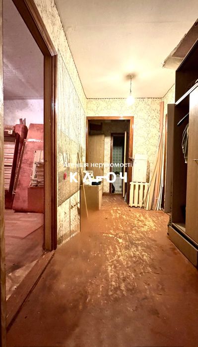 Продаж 2к квартири в районі Жадова!