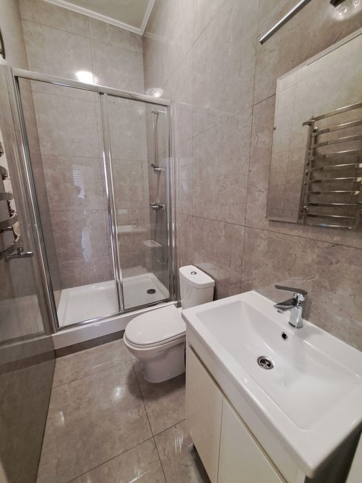 Подобово Двокімнатні апартаменти у центрі міста Чорновола