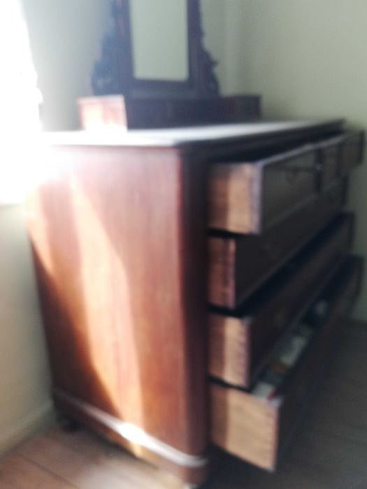 Cómoda com toucador