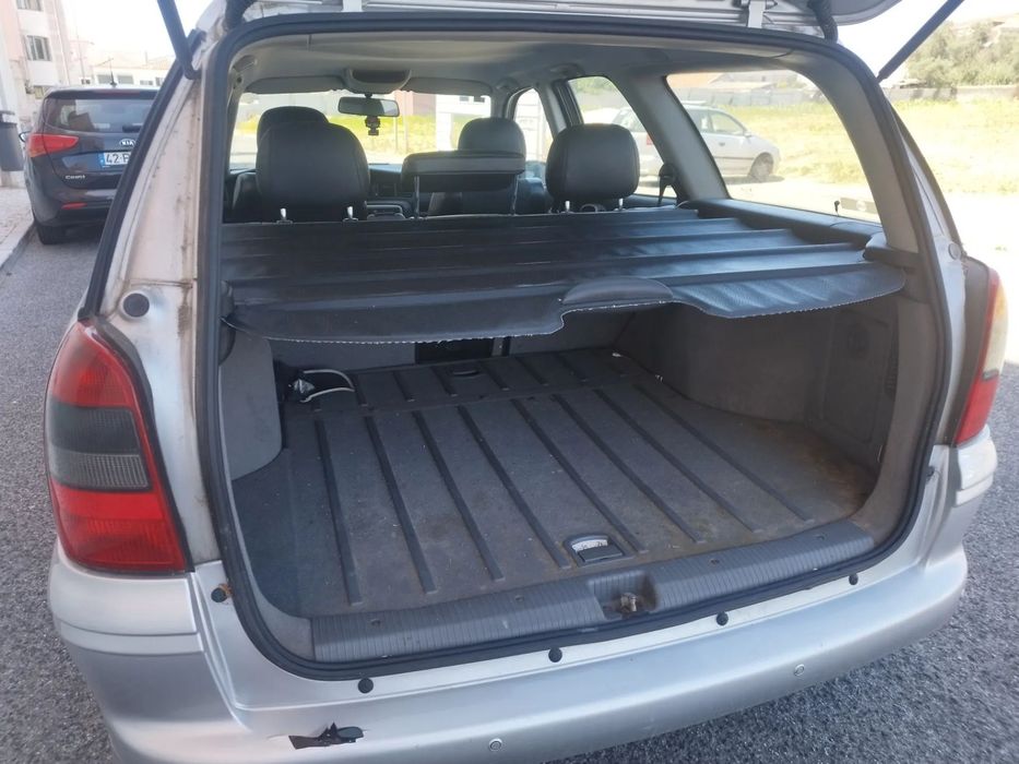 Opel Vectra Caravan 1.6 100