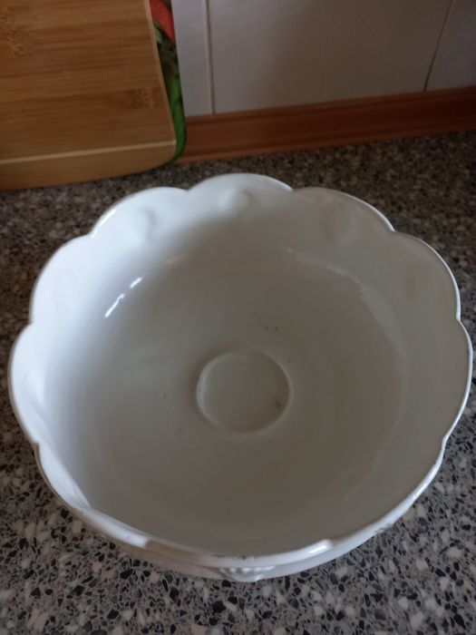 Fruteira em loiça