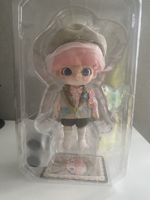 POP MART  Dimmo Gentleman Series