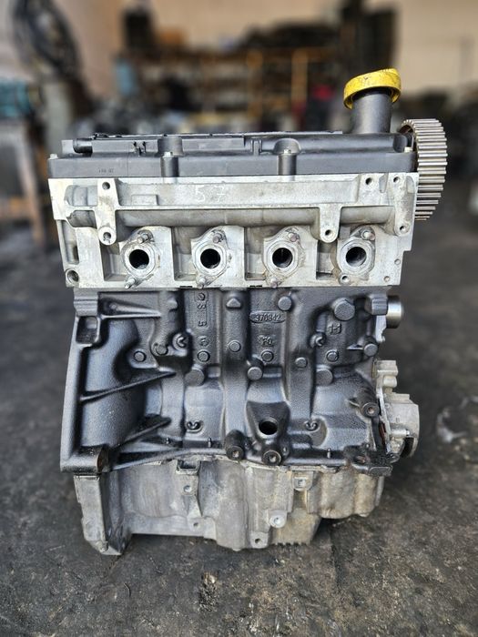 Двигун 1.5 dCi K9K Рено Меган Кенго Дастер Ніссан Мерседес Стовпчик Мотор