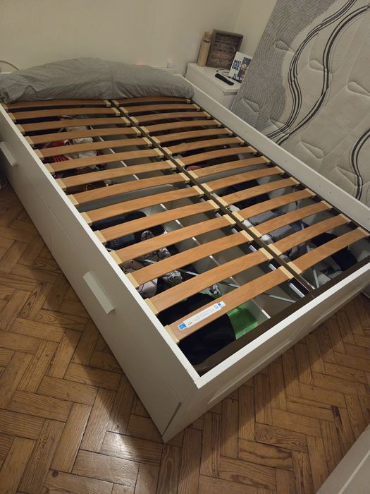 Cama de casal brimnes