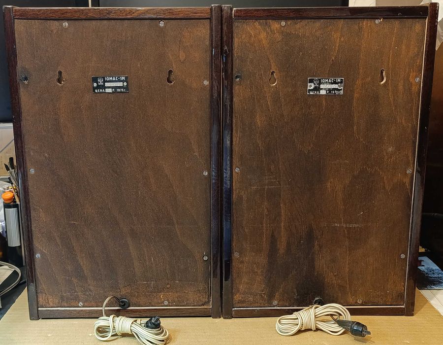 Колонки 10МАС-1М (от магнитофона Юпитер  202 стерео)