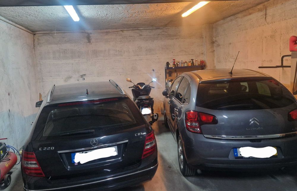 T3 Com Garagem para 2 carros e Arrecadação