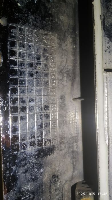 Решітка радіатора Chery Tiggo