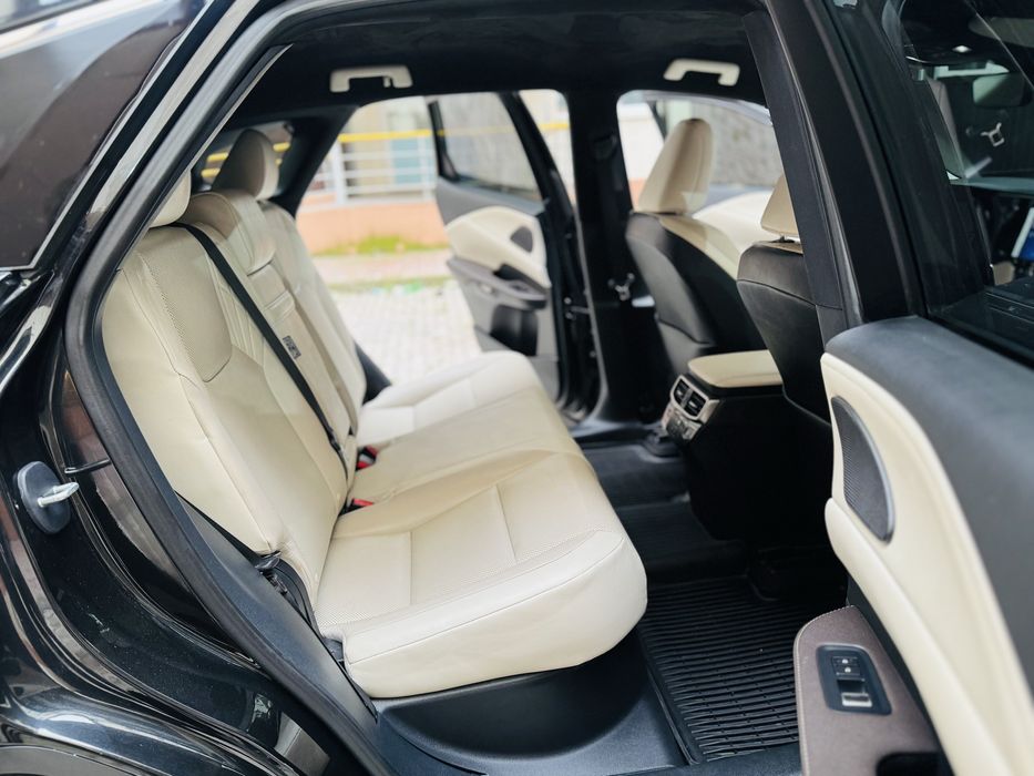 Lexsus RX350 2023рік AWD Premium V покоління