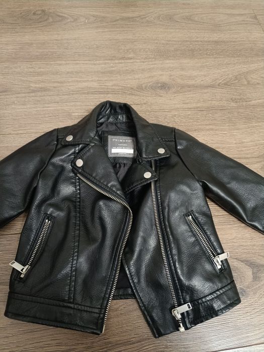 Куртка для дівчинки