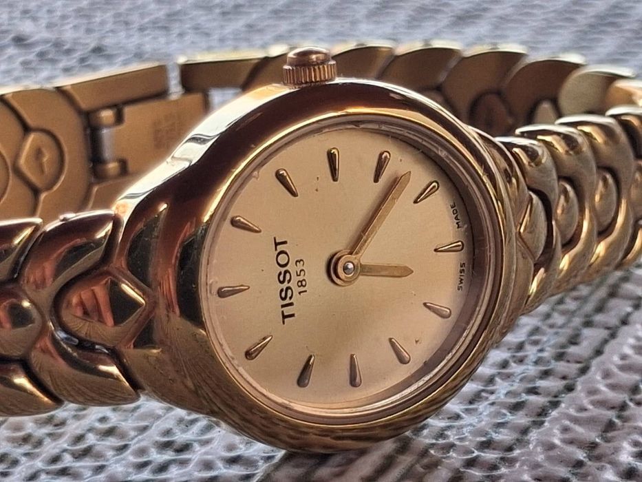 Часи жіночі tissot