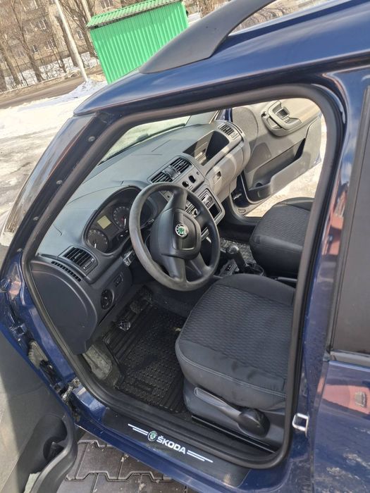Автомобіль шкода фабія