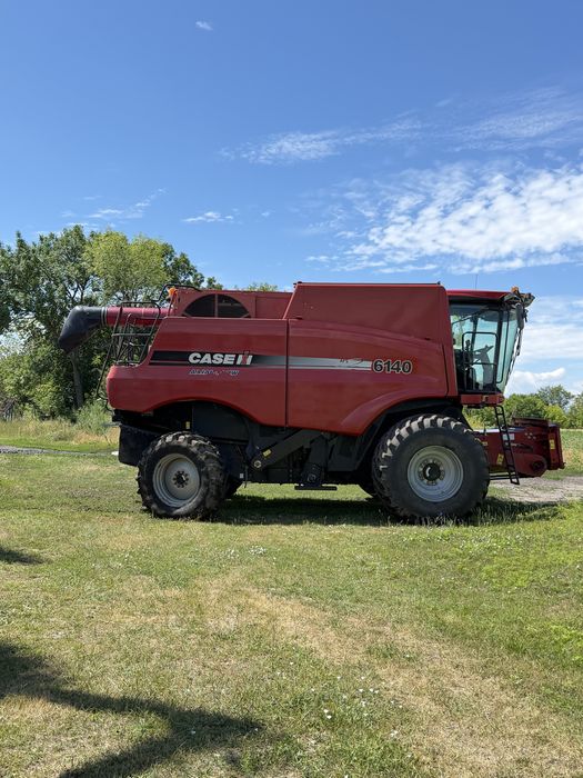 Комбайн Case 6140, кейс з флексом жниваркою
