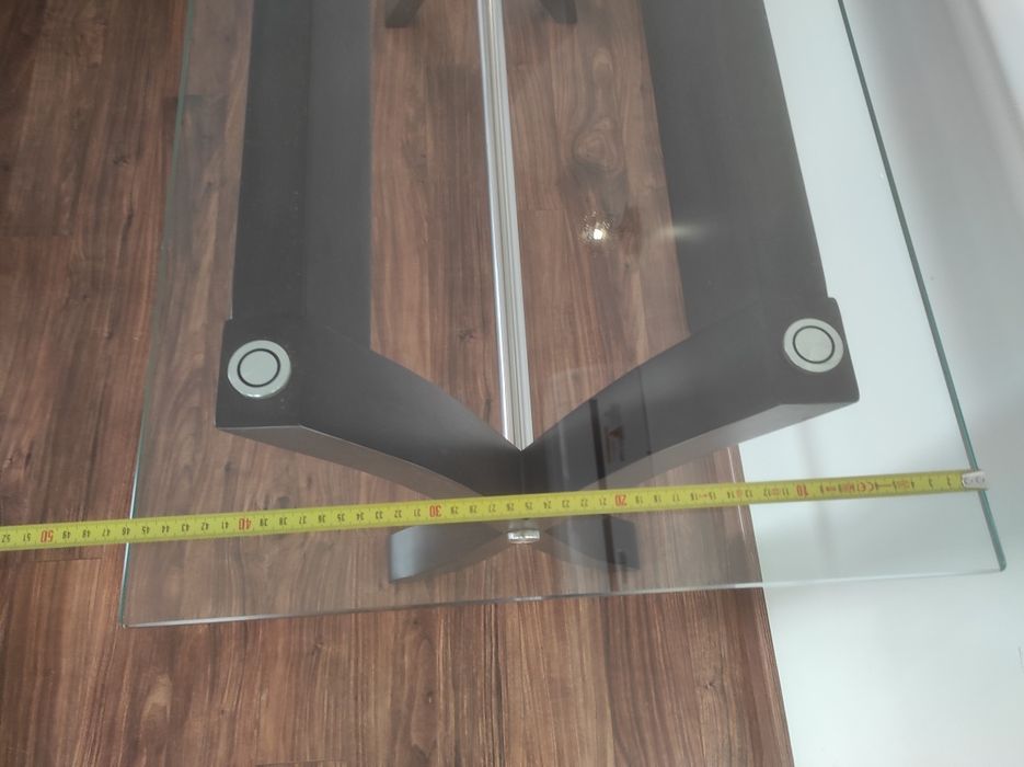 Aparador, tampo em vidro