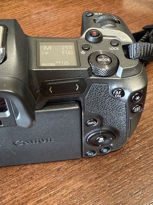 Vendo Canon R Excelente estado
