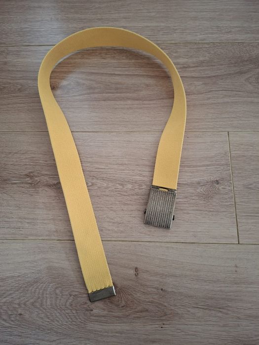Żółty pasek damski
