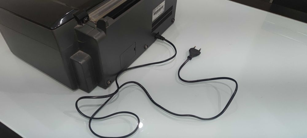 Impressora a Cores Multifunções Epson Stylus SX105