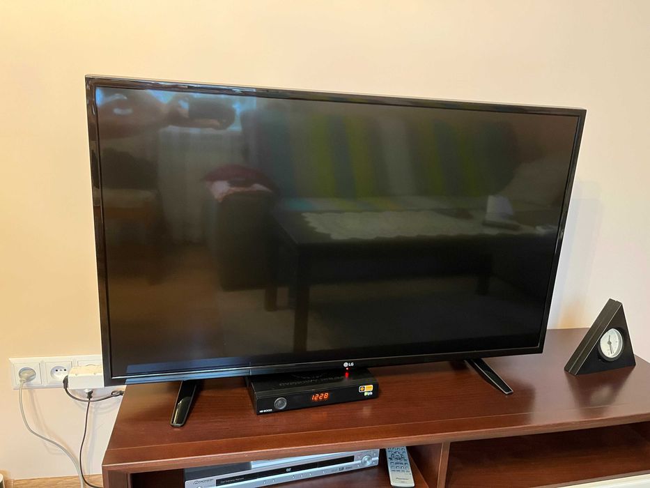 Telewizor LED TV LG 43LF510V 43" Full HD czarny + pilot