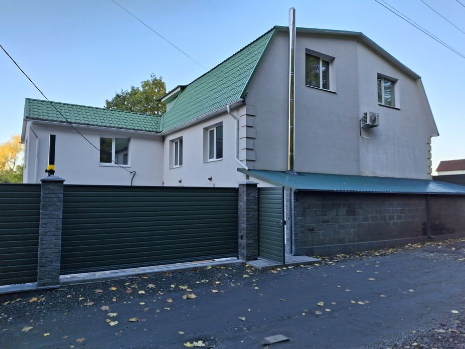 Потрібні інвестиції для розвитку бізнесу туризму.