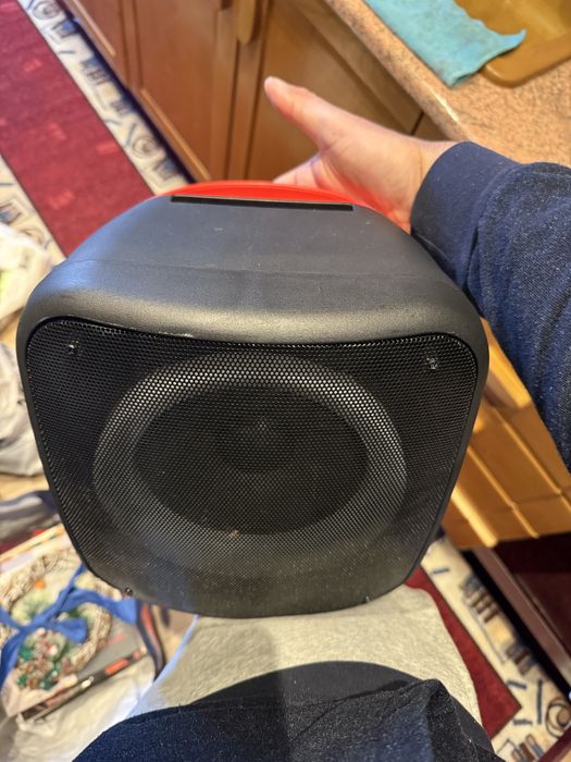 Caixa de Som Portátil Bluetooth – Potente e Compacta