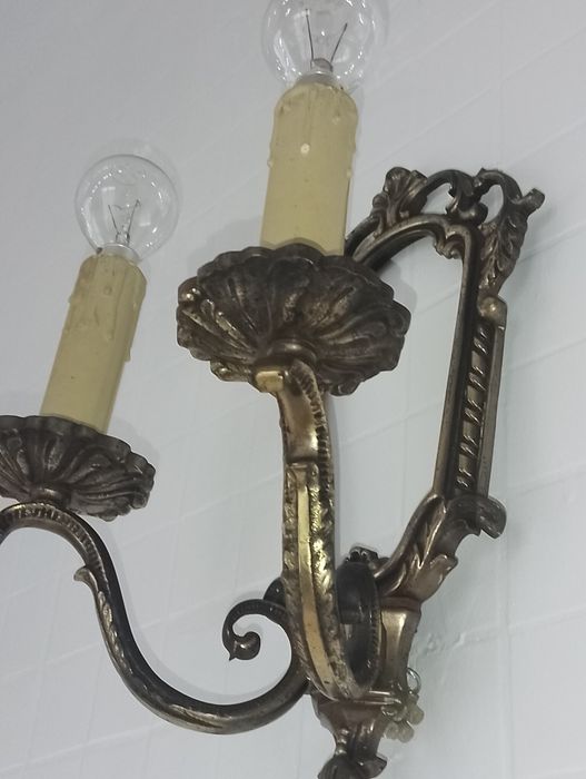 Antique Bronze Wall Lamp