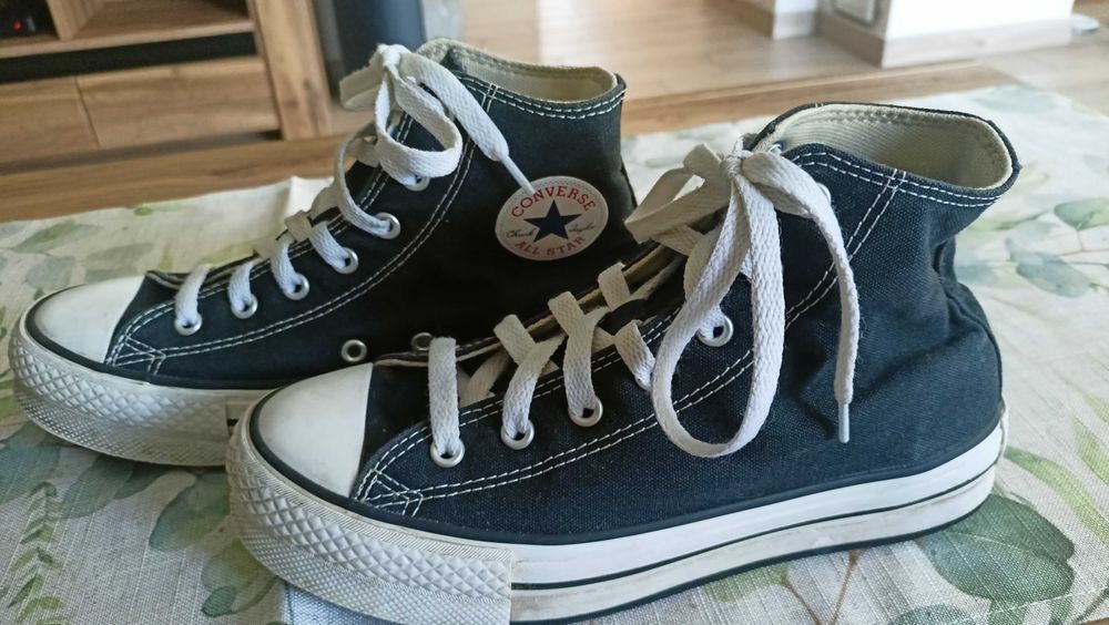 Sprzedam buty Conversy