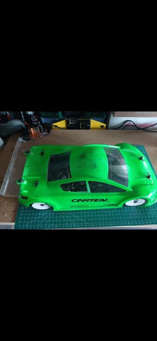 Vendo 2 carros RC carten 410 e 210r com comando sanwa  mt5