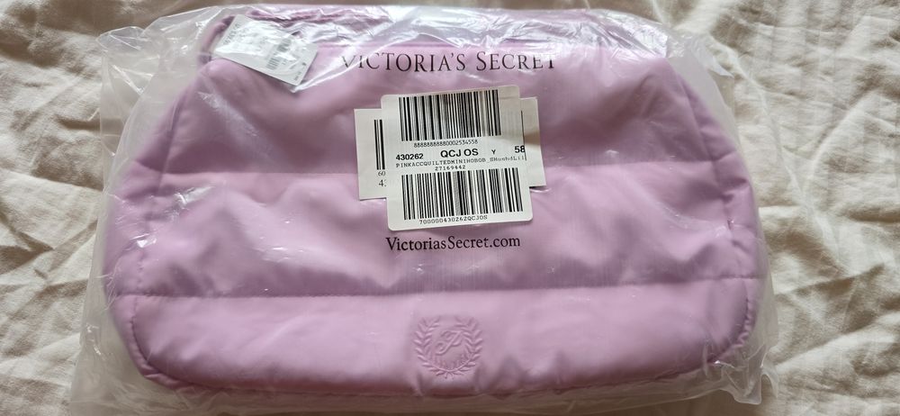 Жіноча сумка бренду Victoria's secret