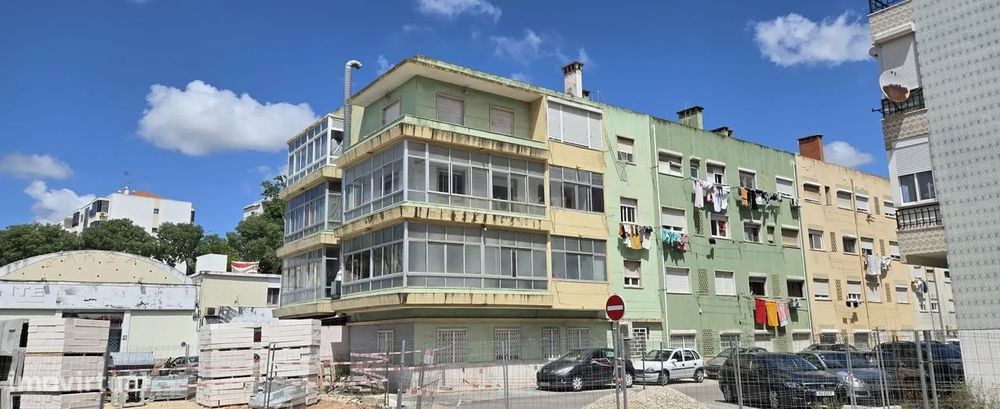 Apartamento T1 com 53 m² – Excelente Localização junto ao Strada — Odivelas, Lisboa