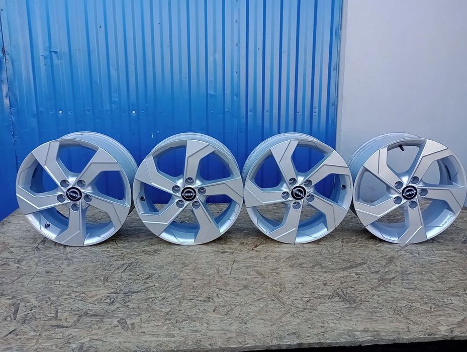Felgi Aluminiowe NISSAN 5x114 r17 et40  Juke Leaf Qashqai Xtrail