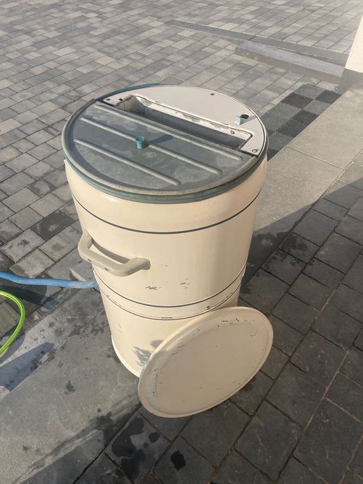 Pralka Frania z wyżymaczką