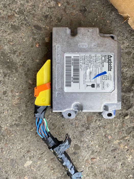 Renault Laguna III sensor moduł airbag poduszek