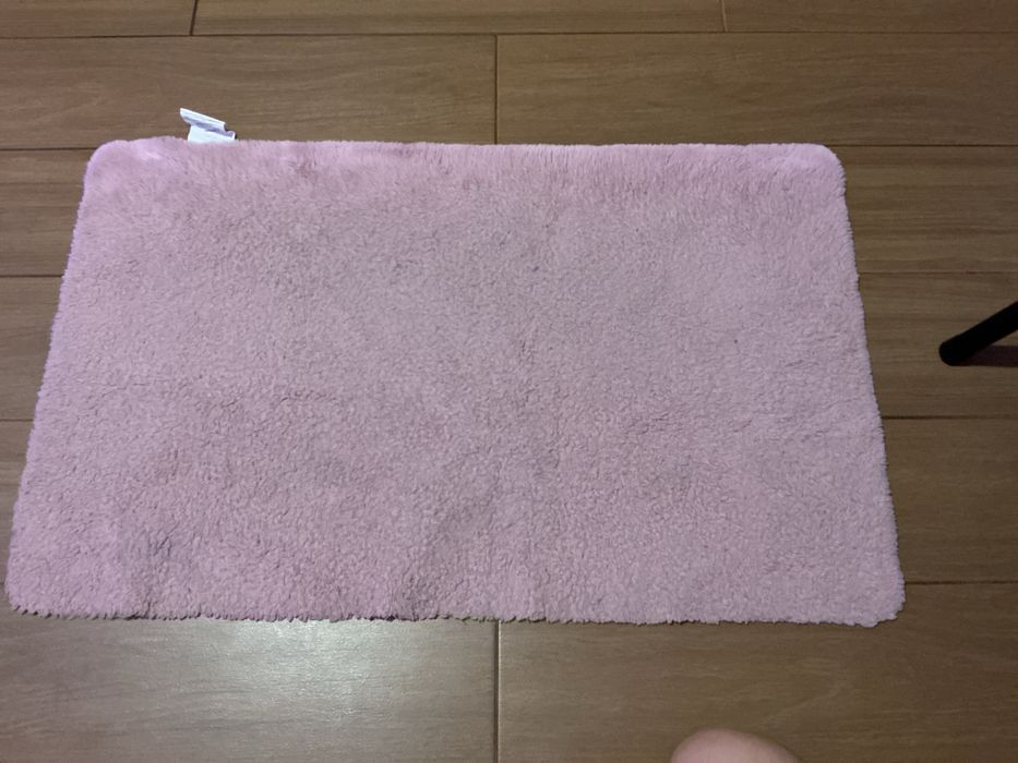 Tapete de Banho Rosa Antigo/queimado,tamanho 50x80– Muito Bem Conservado