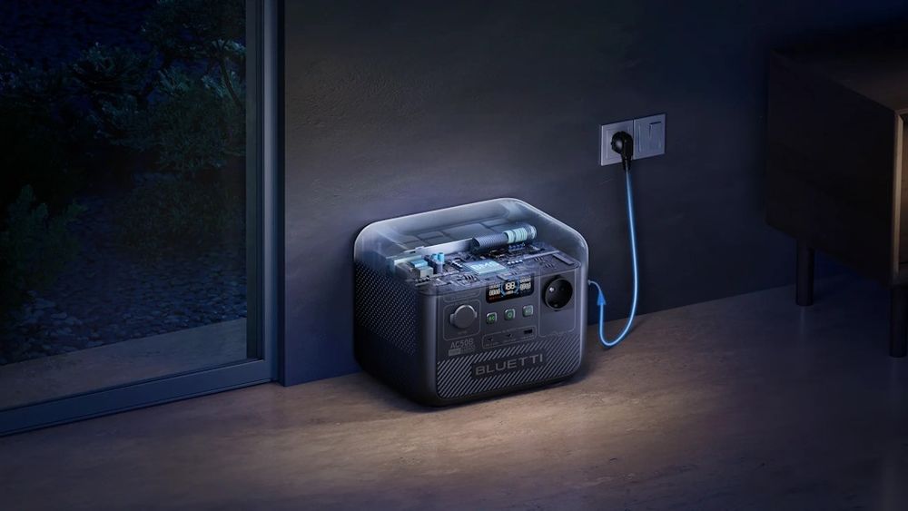 Bluetti AC50B 700W com painel fotovoltaico de 100W e frigorífico portátil
