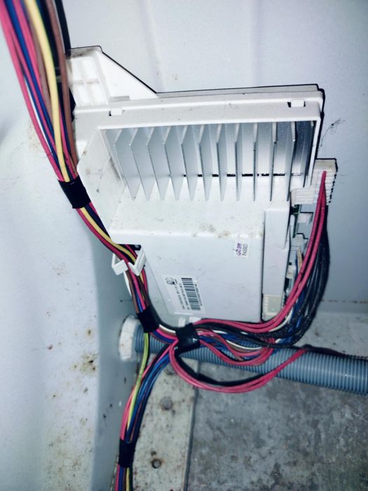 Cześć do hotpoint Ariston typ LB2006TRF, MOP-RSF 723EU