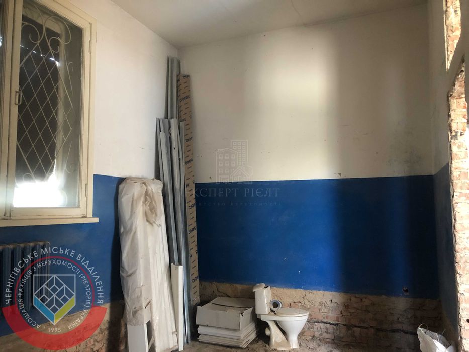 RLT V01 Оренда фасадного приміщення, вул. О. Довженка 96