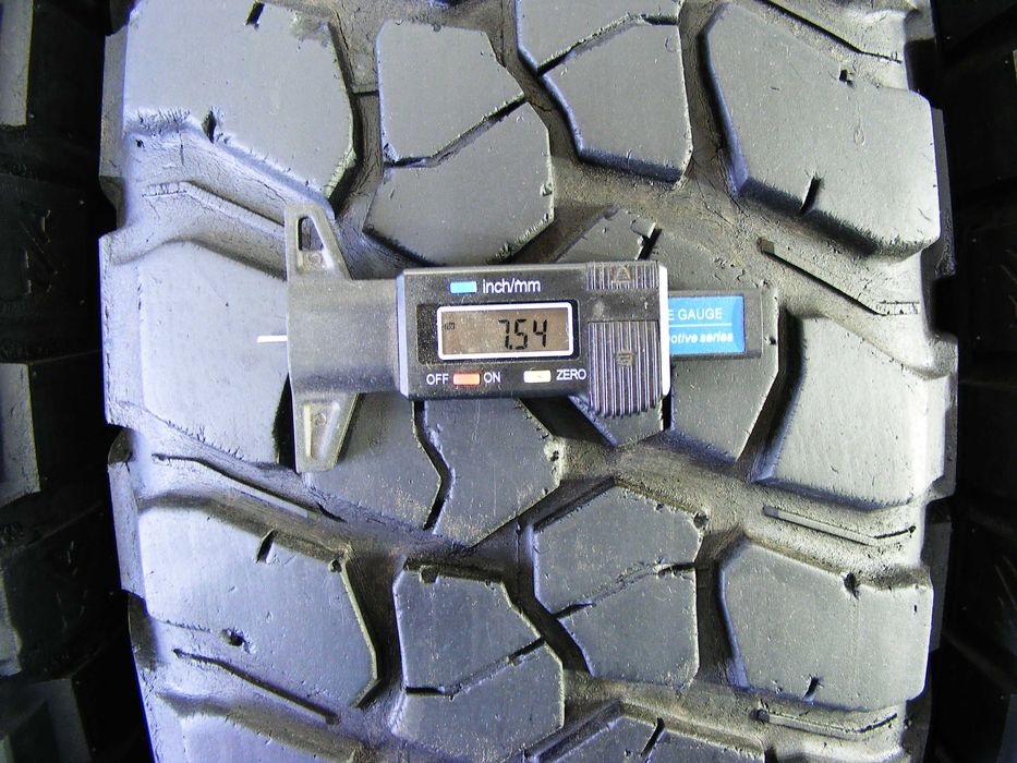 Грязьова гума 265/75/16 -4 шт.BFGoodrich Mud-Terrain T/A .