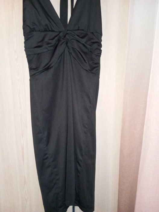 Сукні жіночі святкові