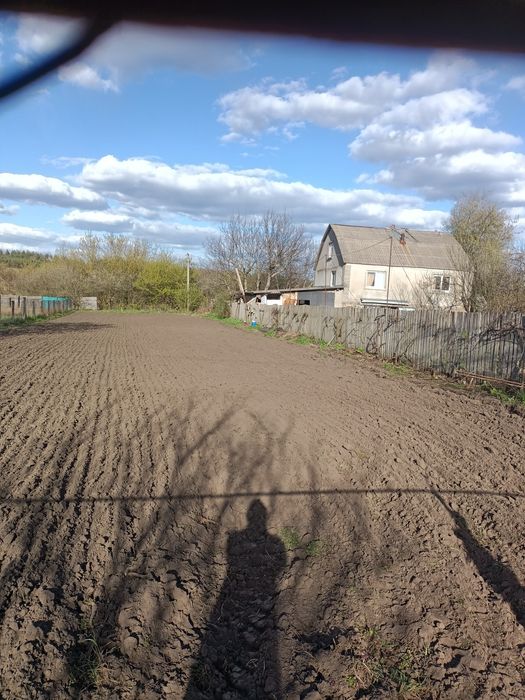 Продам будинок в с. Лубське Фастівського району Київської обл. 58 км. від Києва  10 км. до Бишева.