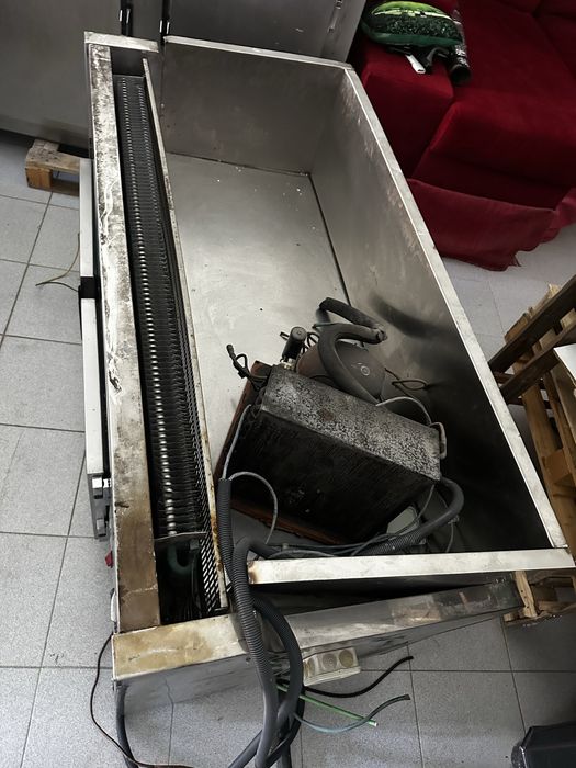 Balcão frigorifico de 2 portas com motor incluido