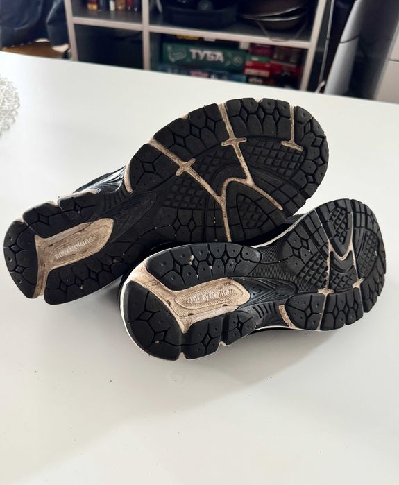 Sneakersy New Balance 2002r