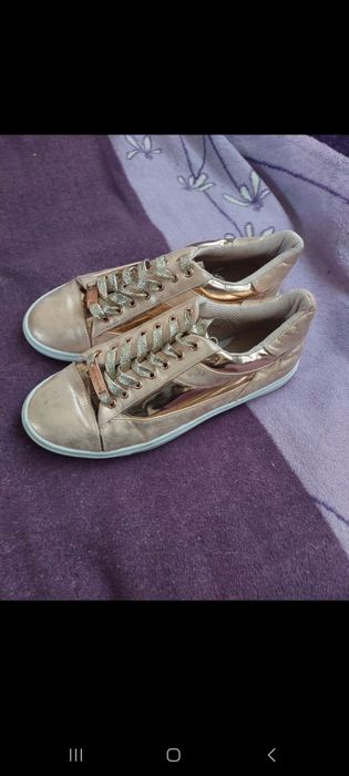 Обмін взуття 38,39р. Майже нові