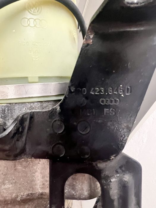 Bomba de direção assistida eletro-hidráulica TRW / VW