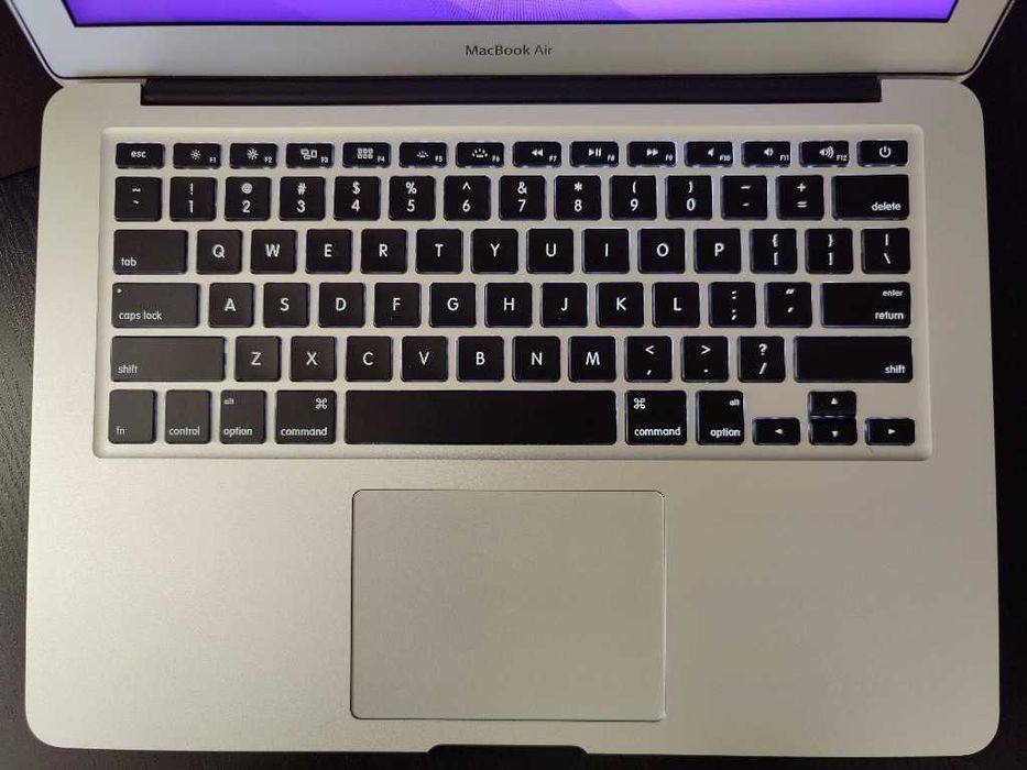 MacBook Air 2015 13" Intel Core i5 8GB/128GB