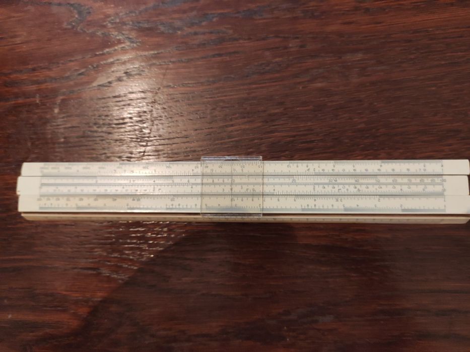 Логарифмическая линейка