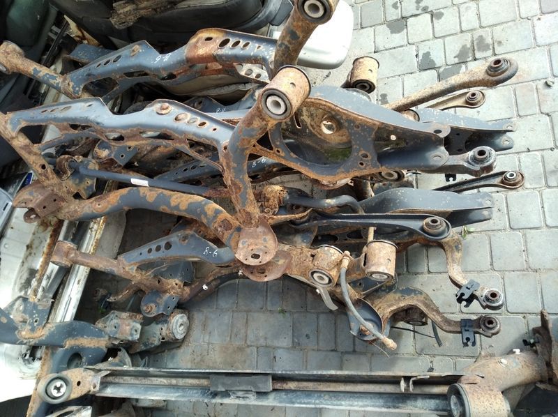 Балка передняя задняя VW Passat B5 B6 Golf 4 5 Гольф 4  Tauran Audi A6