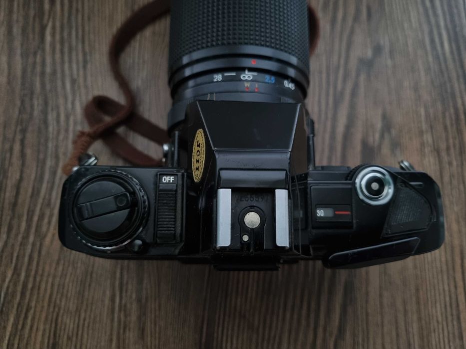 Minolta x300 + Kiron 28-105mm + futeral i akcesoria