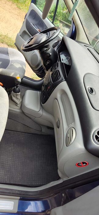 Renault scenik 1.6 16 v benzyna