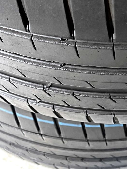 Pneus Michelin Pilot Sport 4 - 245/40/19 - Excelentes