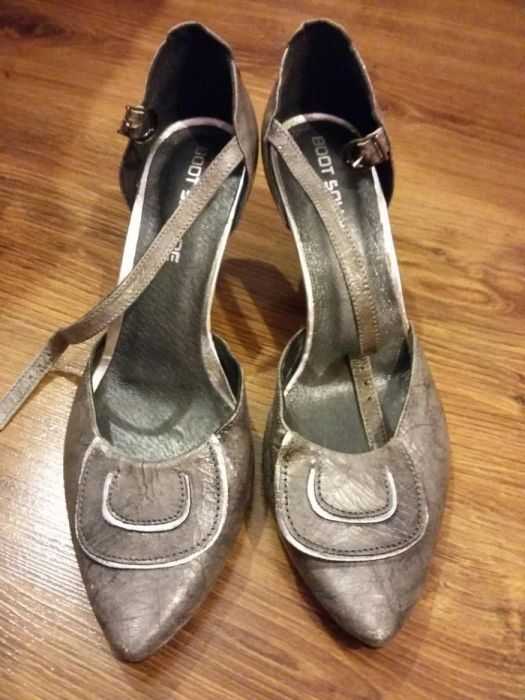 Buty 37 eleganckie srebrne jak nowe studniówka