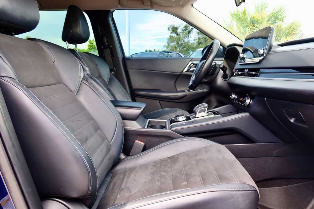 Mitsubishi Outlander SEL      2022